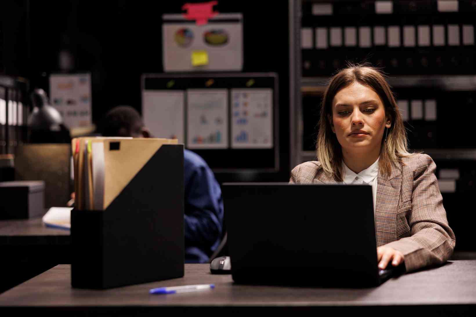 How Financial Irregularities Are Detected in Business Investigations